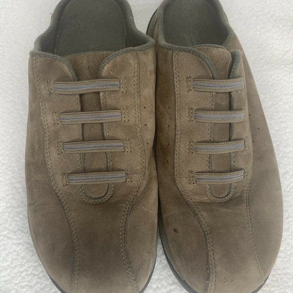 Clarks Springers Size 10 Slip on Brown Comfort - Picture 3 of 7